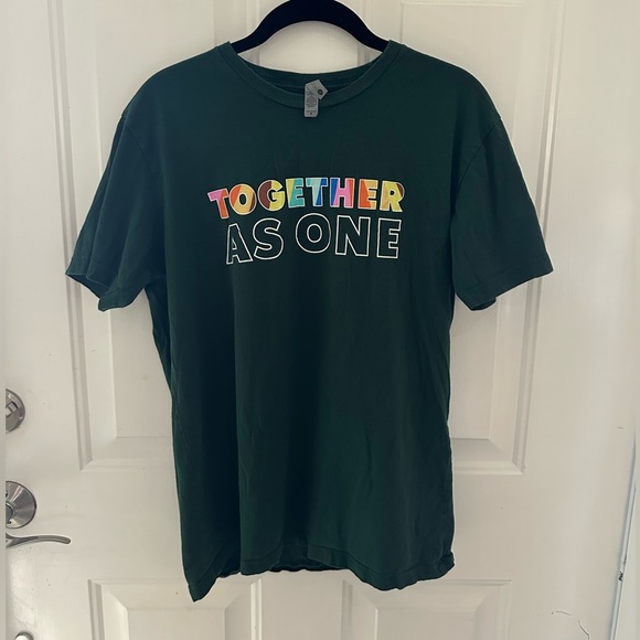 Tops - Starbucks Pride T-shirt MED